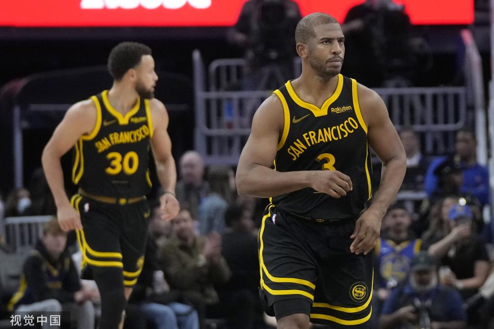 和运动员间 和运动员间