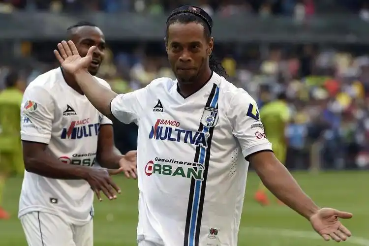 的中前场协 的中前场协