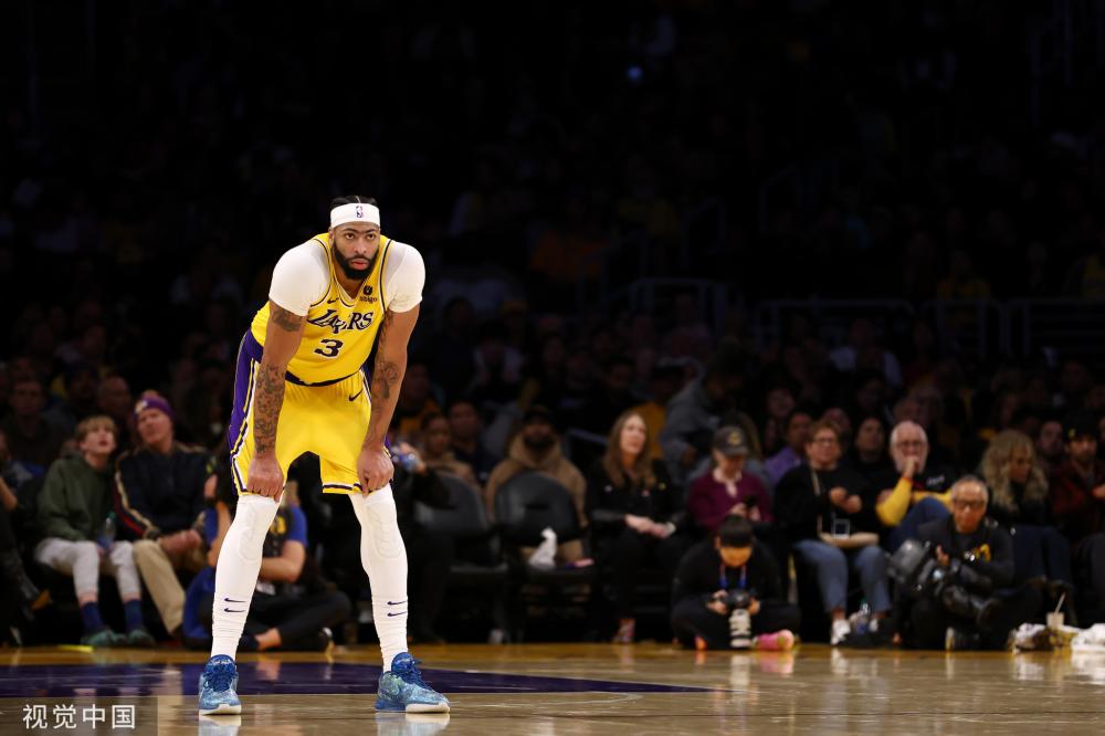 阿拉山口口岸出入境列车突破2000列 同比增长11.2%.