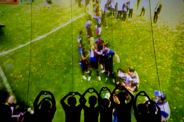 竞争来自各 竞争来自各